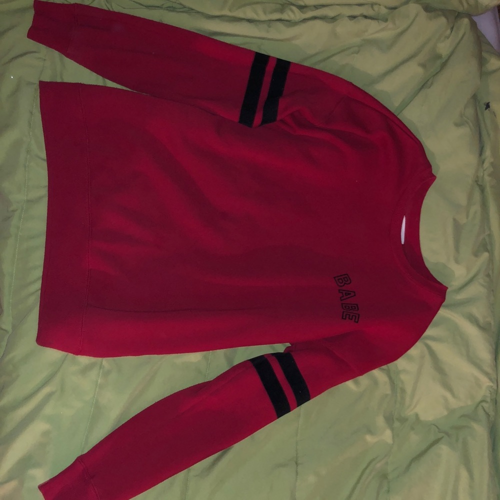 sweatshirt